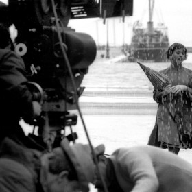 Foto Omnia di Ugo Borsatti, Claudia Cardinale sul set di Senilità
Trieste, 1961