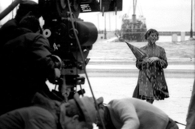 Foto Omnia di Ugo Borsatti, Claudia Cardinale sul set di Senilità Trieste, 1961